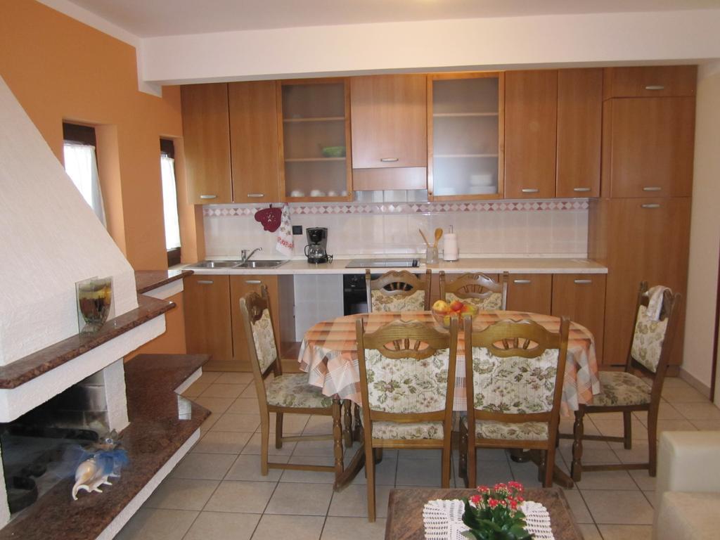 Apartments Mediteraneo Tar-Vabriga Room photo