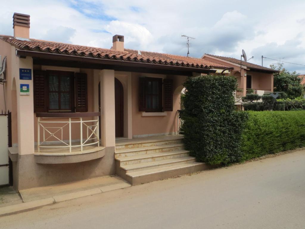 Apartments Mediteraneo Tar-Vabriga Exterior photo